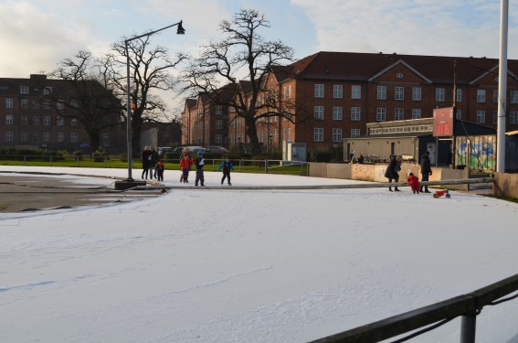 Banen, søndag d. 14. december kl. 11.00.