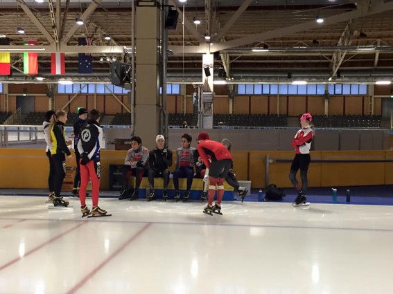 Dif junior Juniorerne på isen i Berlin.